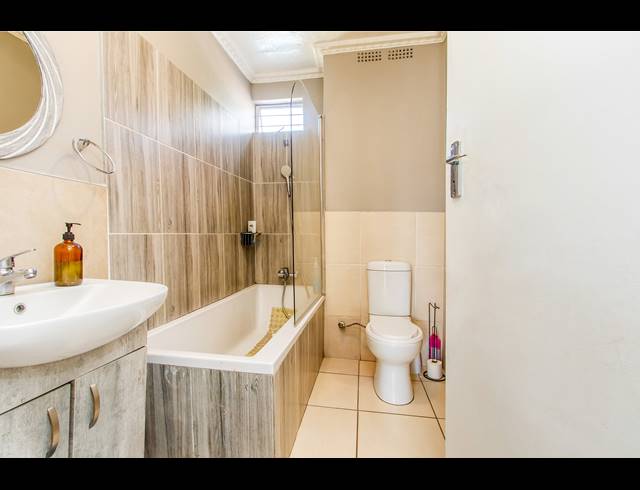 2 BEDROOM APARTMENT TO LET IN LYNDHURST